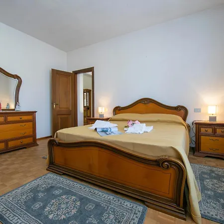 Casa Amabile With Salty Water Pool - Happy Apartament Reno Di Leggiuno